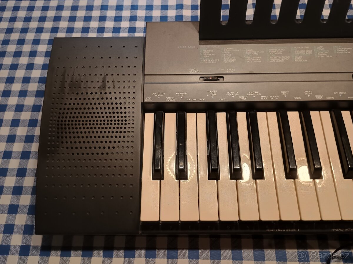 Klávesy Yamaha PSR 100 - 4