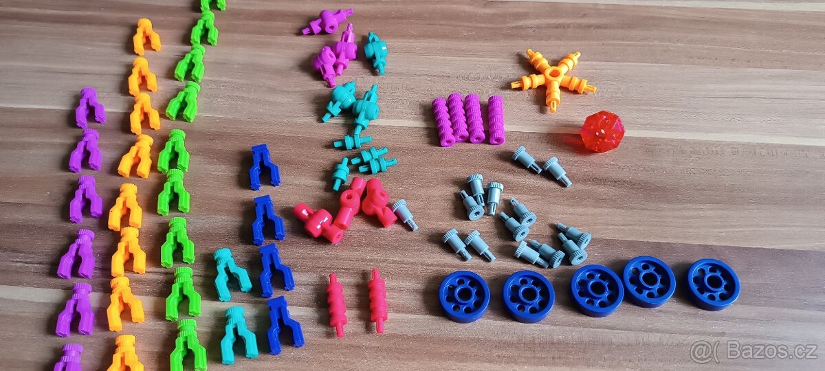 Konstrukční stavebnice - 4