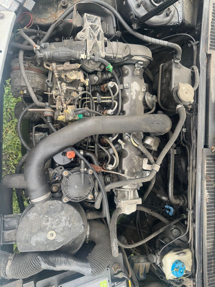 Peugeot 205 na dily - 4