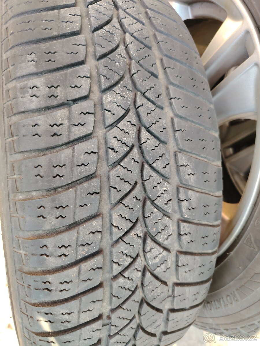 Litý kola s zimní pneu - 4