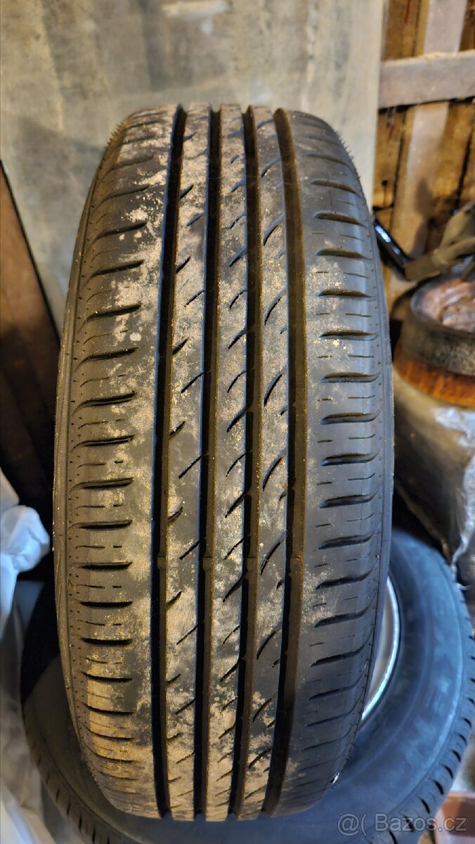 Kola na Peugeot R15 - 4