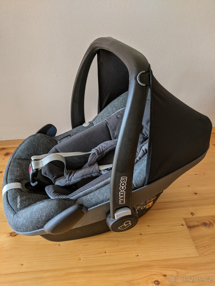 Autosedačka Maxi-Cosi Pebble (0-13 kg) s příslušenstvím - 4