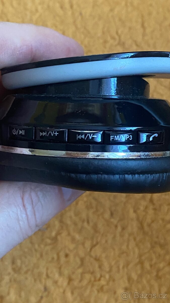 Sluchátka - 4