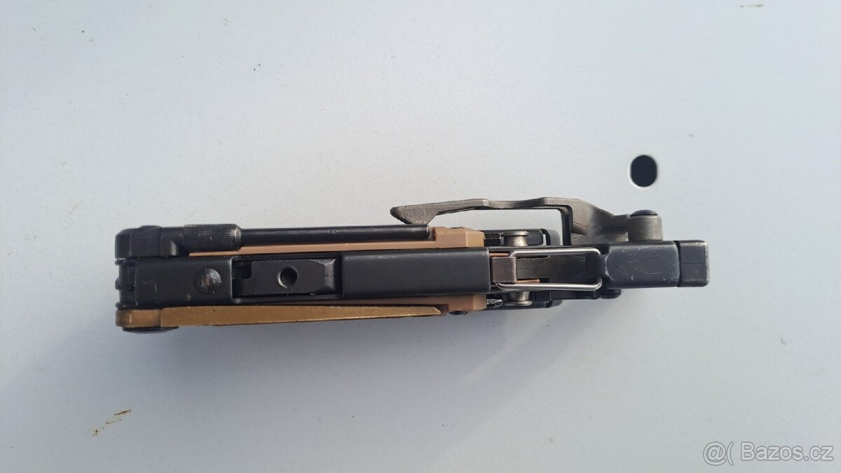 Leatherman MUT - 4