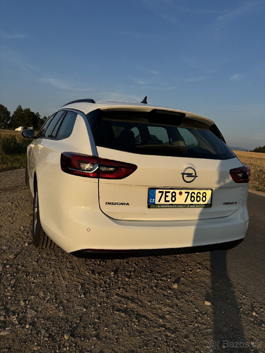Opel Insignia - 4