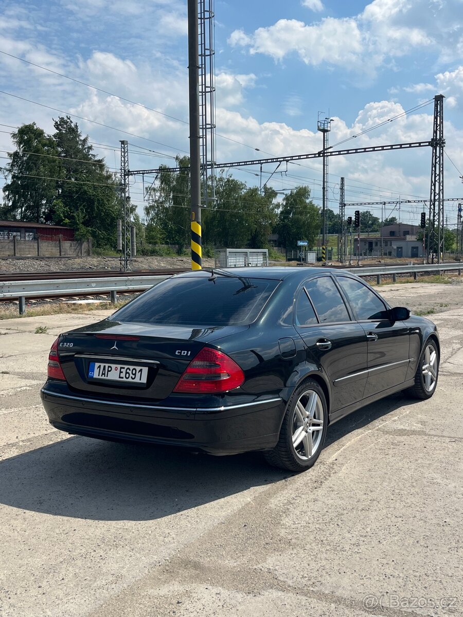 Mercedes W211 - 4