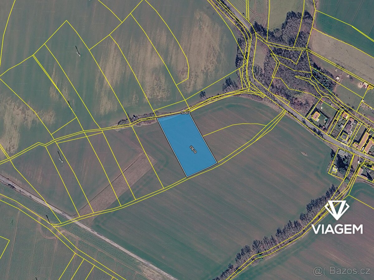 Pole 5 978 m² - 4