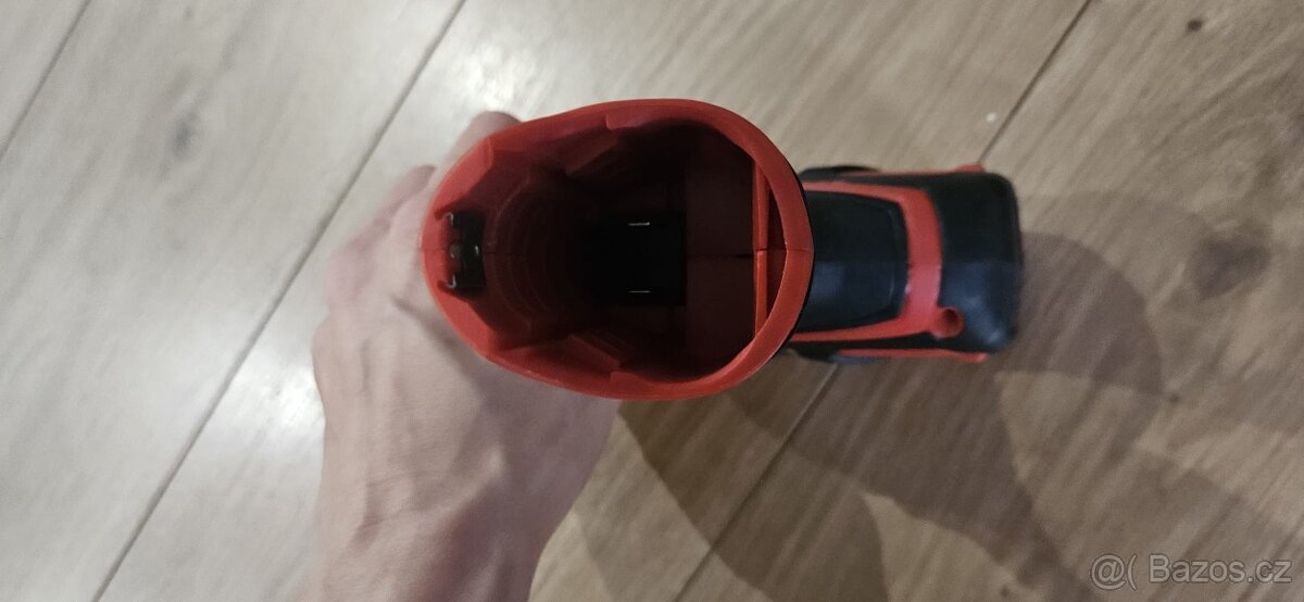 Rázový utahovák Milwaukee M12 BID - 4