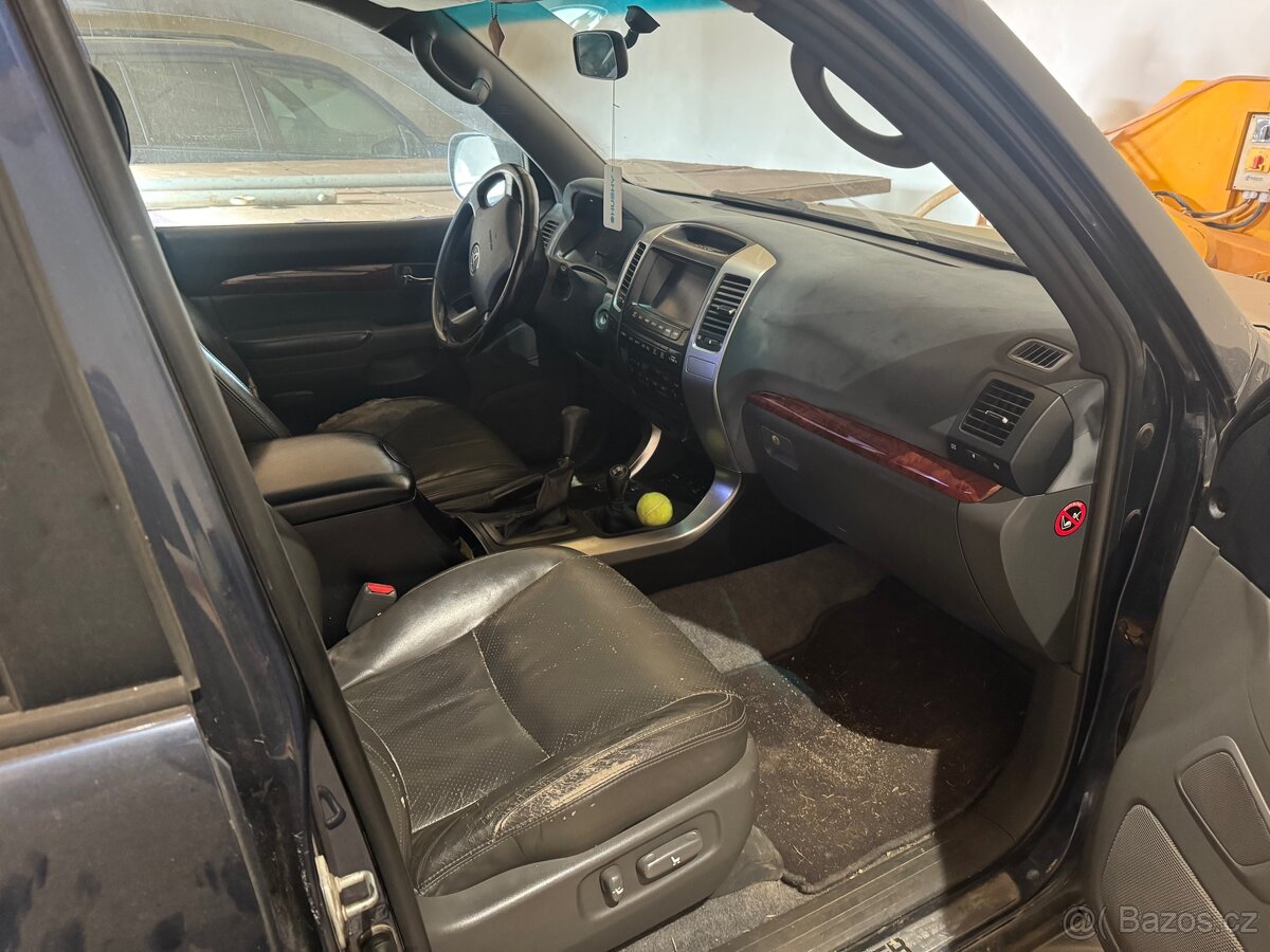 Toyota land cruiser