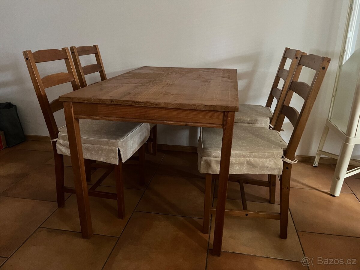 Stůl a židle LESKVIK a 1xkomoda+1xvitrína LESKVIK - 4