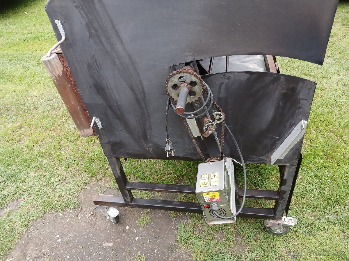 Půjčím Gril na prase, sele, krůtu. - 4