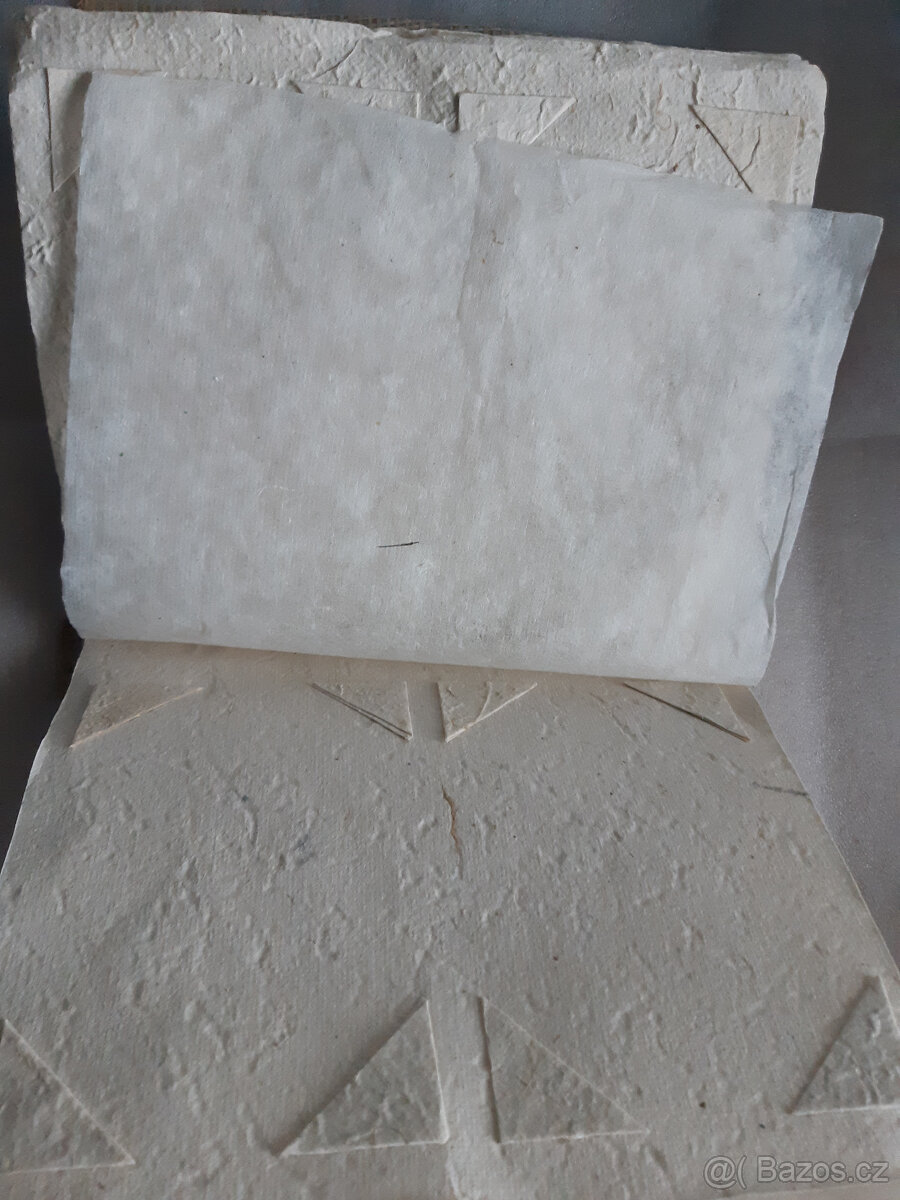 Tři nepoužitá fotoalba 10x15cm - 4