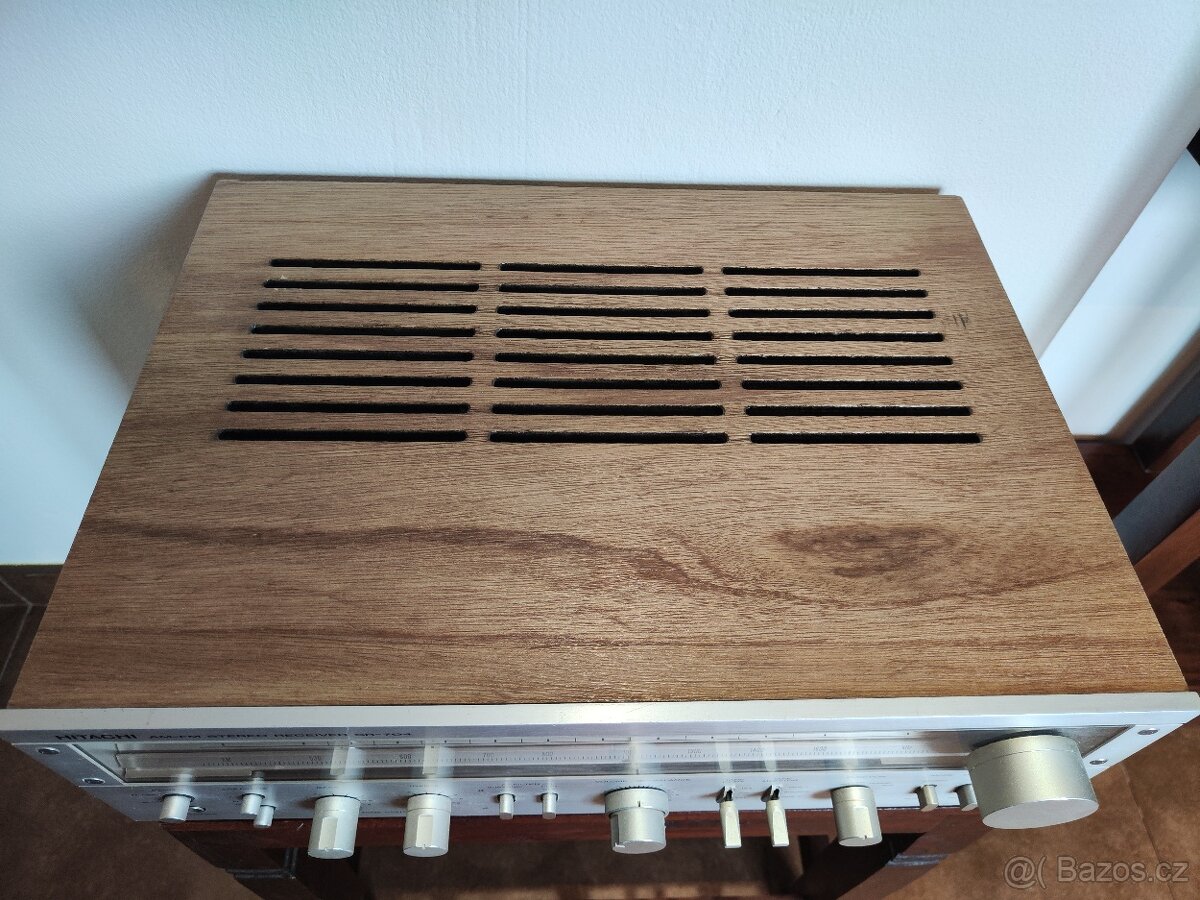 stereo receiver Hitachi SR 704 (1978) - 4