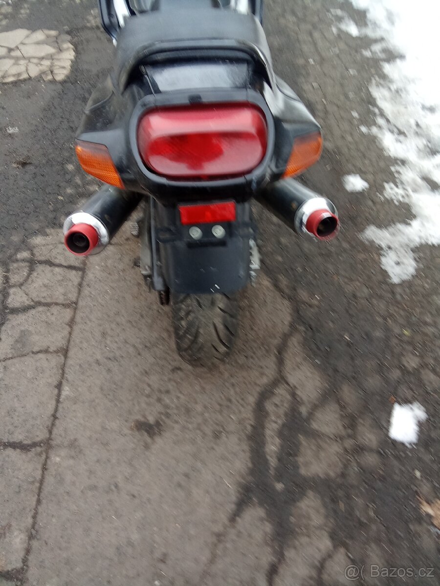 Kawasaki zzr 600 - 4