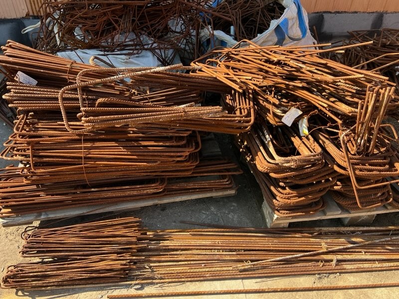 Ocelové třmínky větší množství - 4