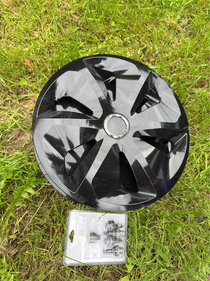 Plecháče 4x108 + pneu na výměnu - 4