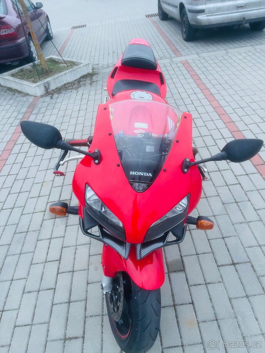 Honda cbr 600rf - 4
