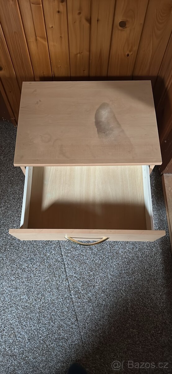 Noční stolek - 4
