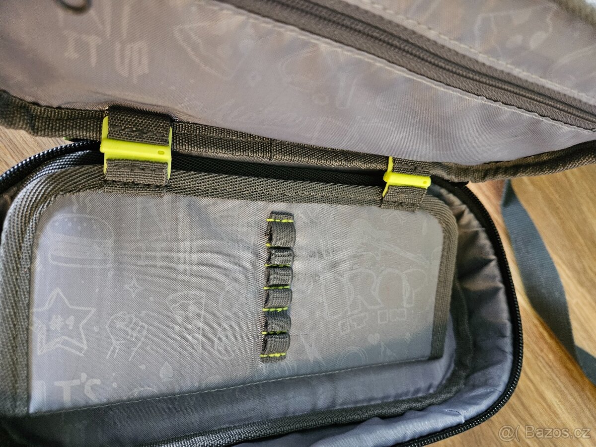 Školní batoh coocazoo MATE - 4