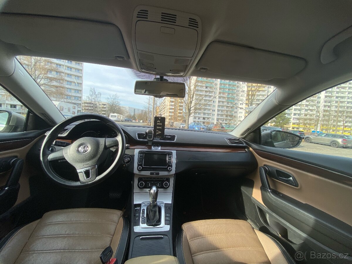 VW Passat CC - 4