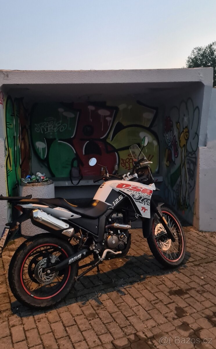 um adventure tt 125