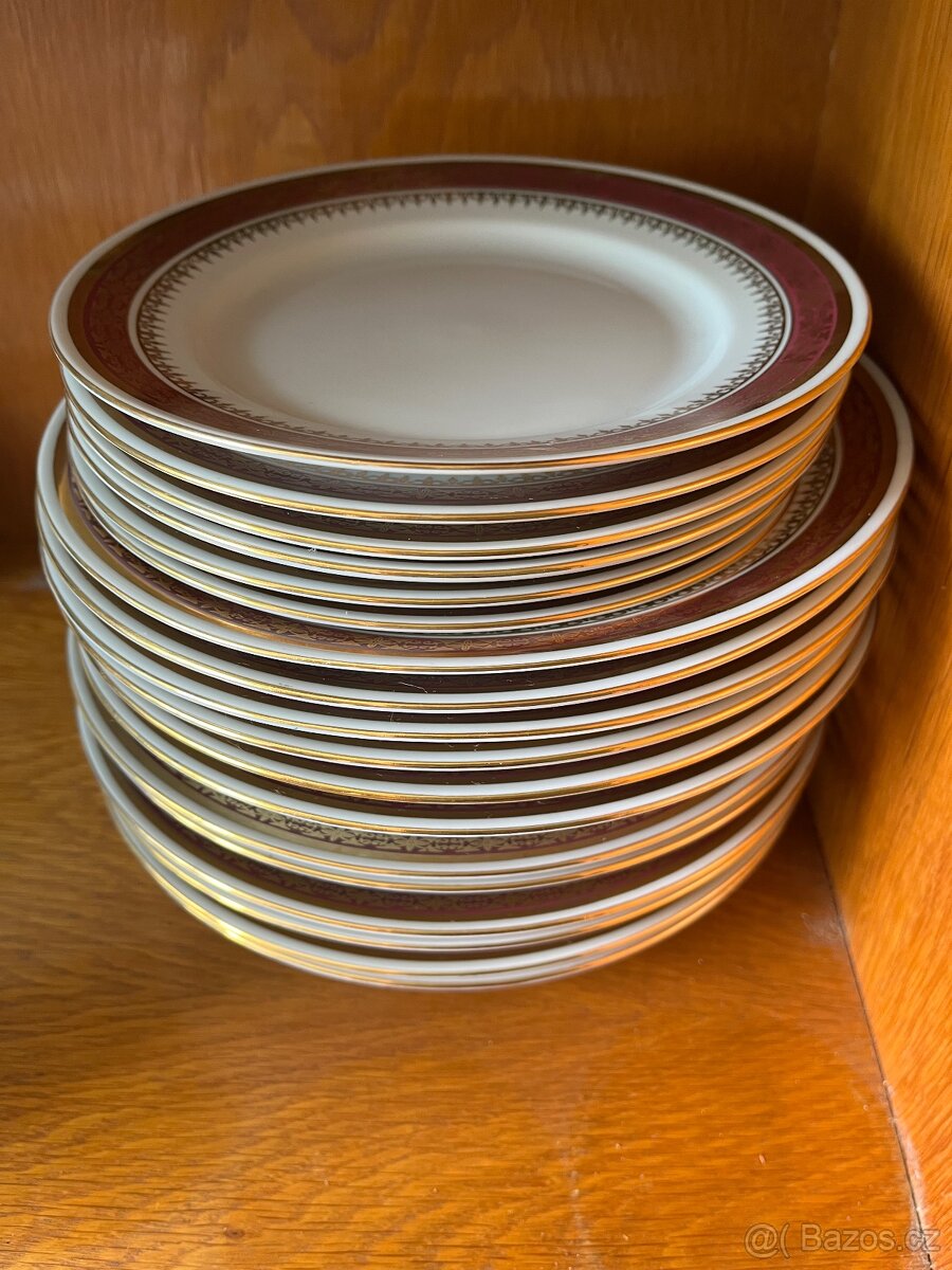 Sada talířů jídelní set Thun - 4