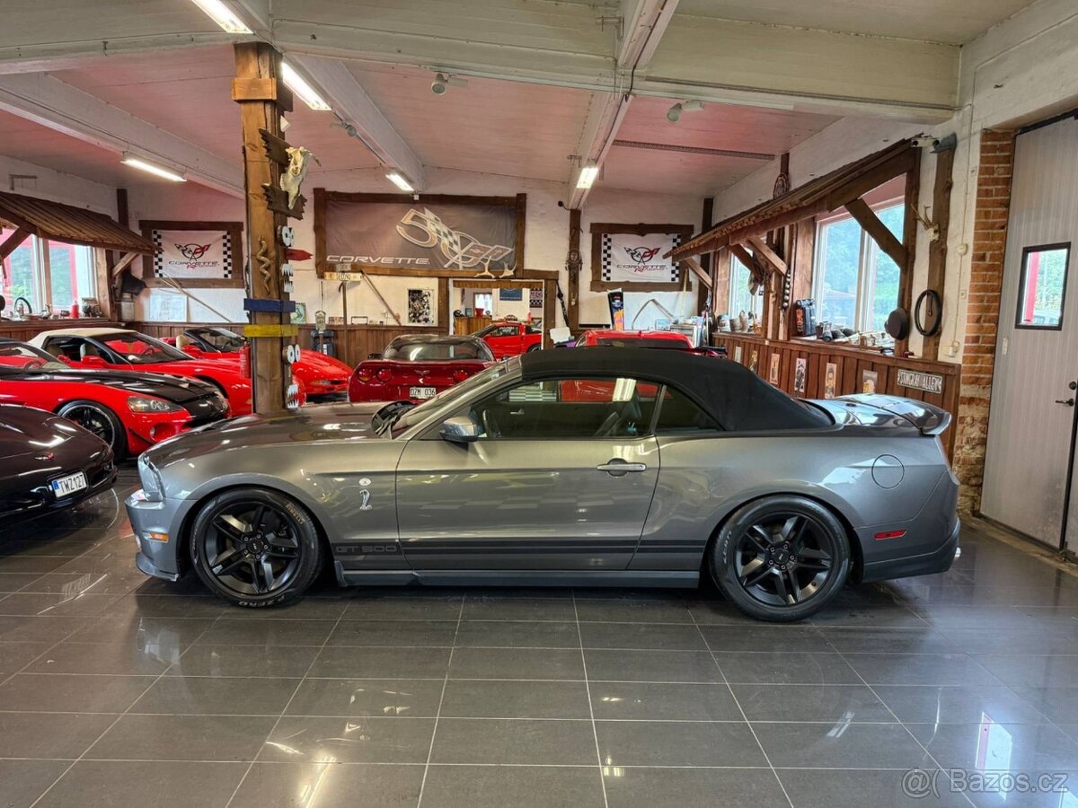 Ford Mustang Shelby GT500, rok 2010 - 4