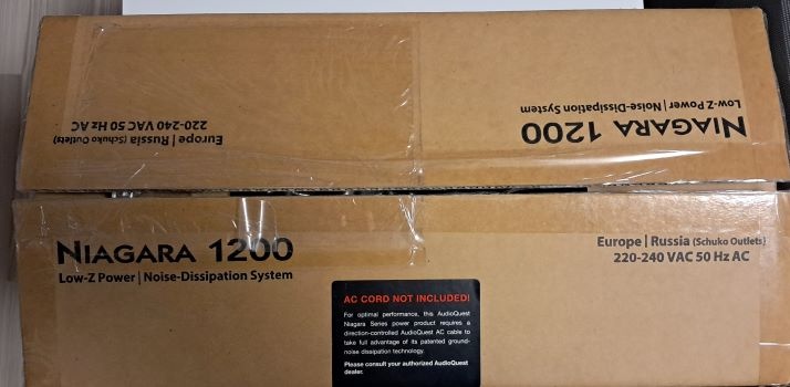Síťový filtr Audioquest Niagara 1200 - 4