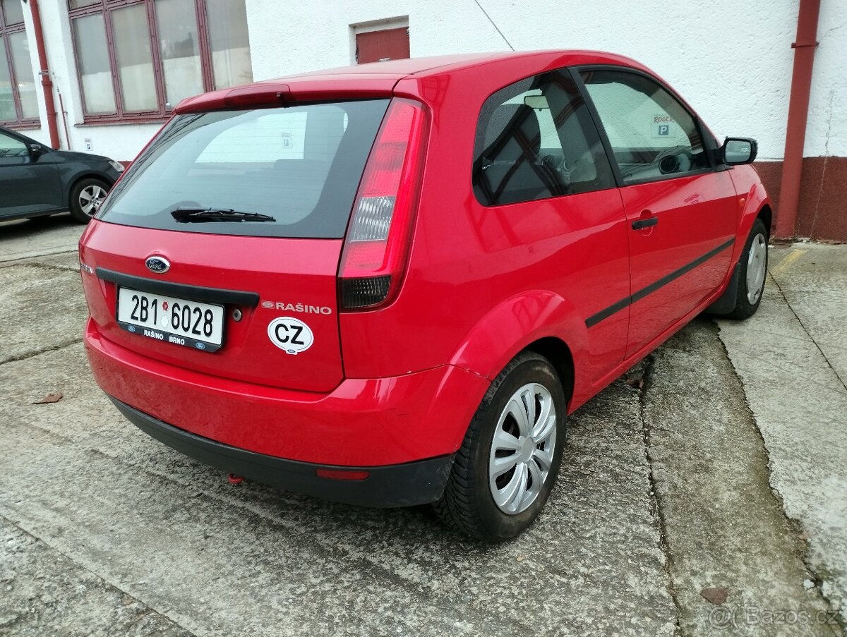 Ford Fiesta, 2004, 1,3 benzín 51 kW, 1. maj. ČR - 78.000 km - 4