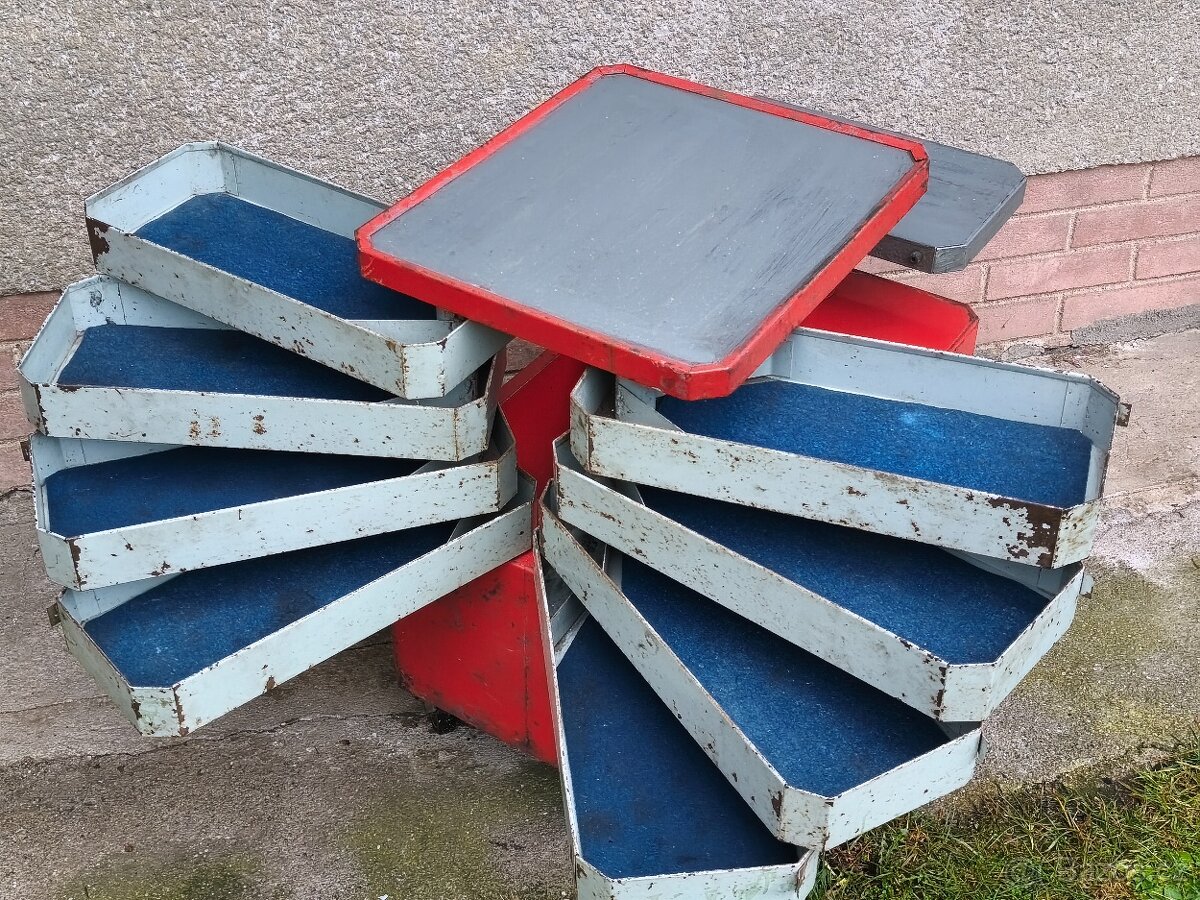 Prodám robustní dílenský vozík na nářadí. - 4