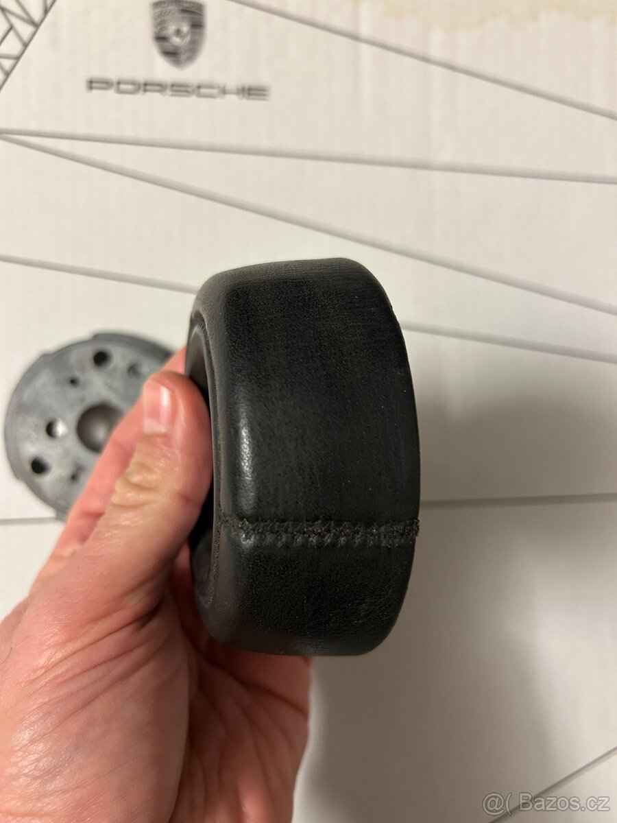 Formula - střed volantu - 4