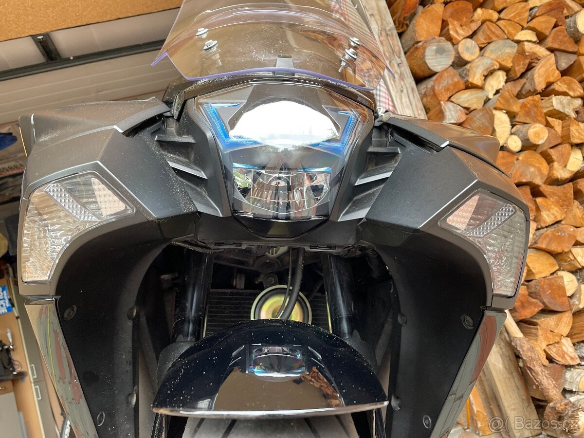 Honda NM4 VULTUS DCT - 4