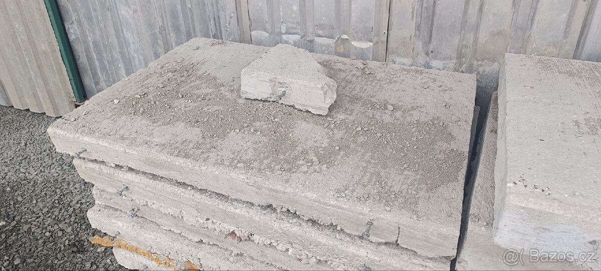 Panely betonové - 4