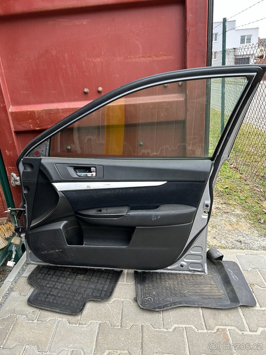 SUBARU Legacy kombi BR - dveře a další díly - 4
