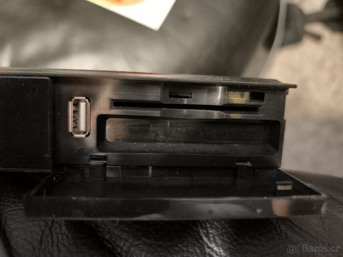 Satelitní přijímač AMIKO HD 8150 - 4