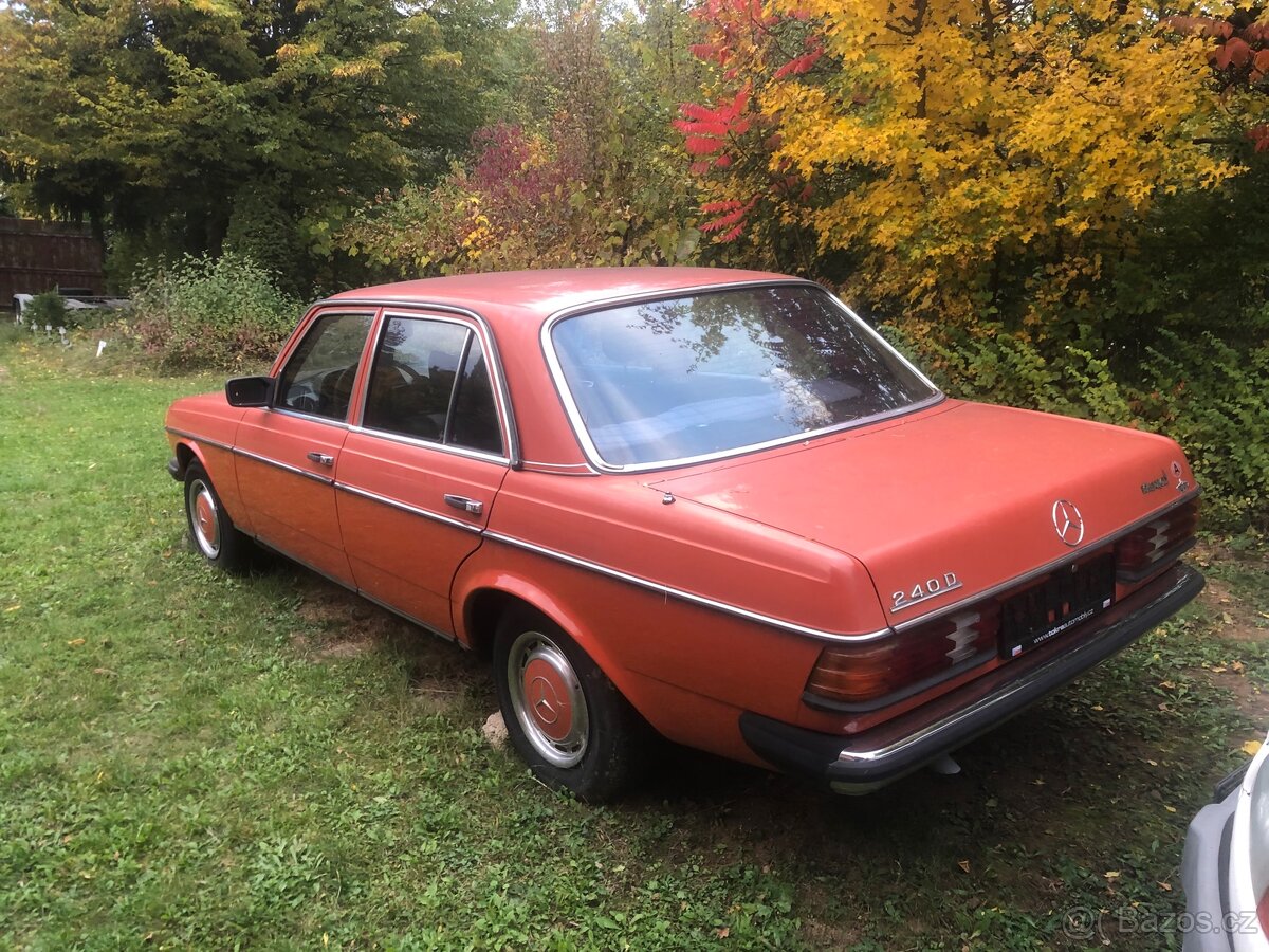 Mercedes-Benz 123 240D - 4