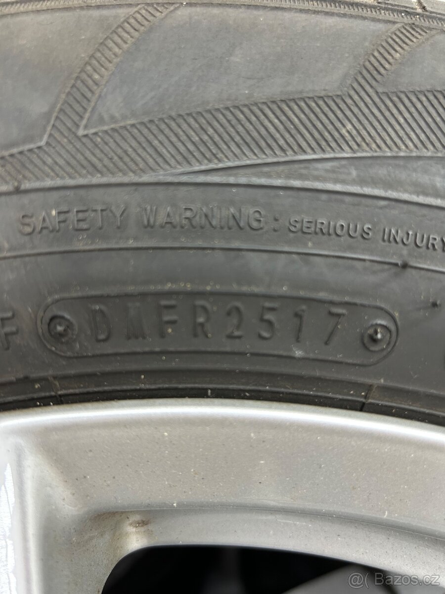 Prodám Alusadu značky BORBET s pneu 215/65 R17 99H - 4