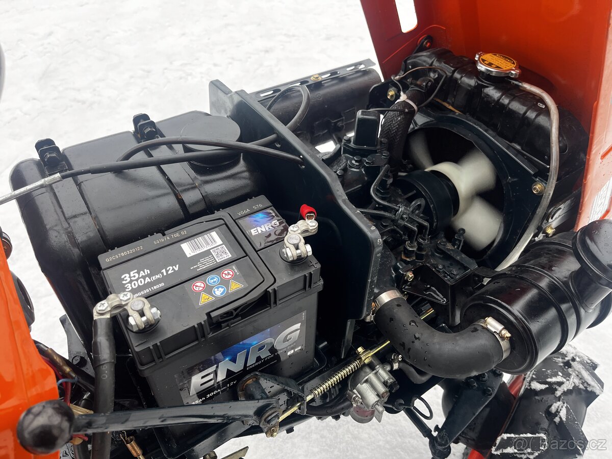 malotraktor Kubota B5000 - 4