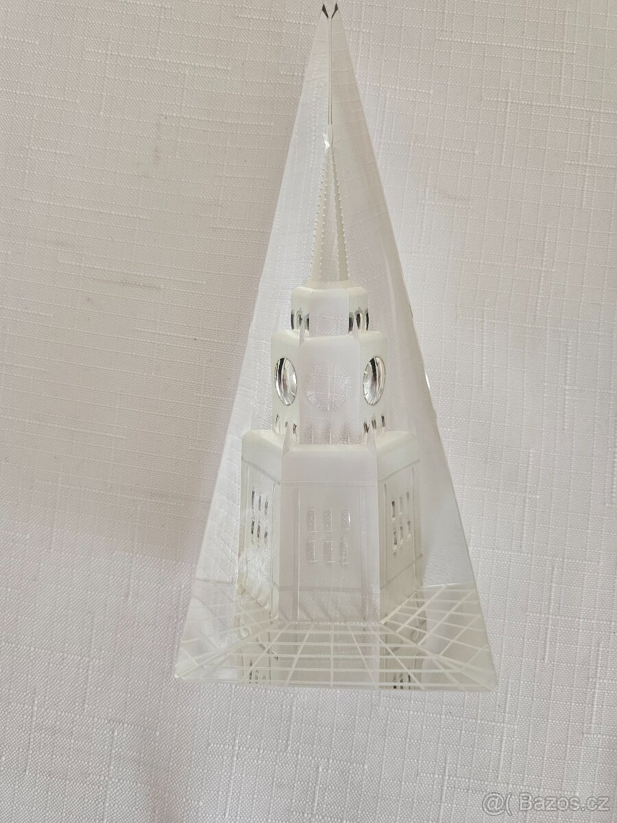 Křišťálový čtyřboký jehlan - 4