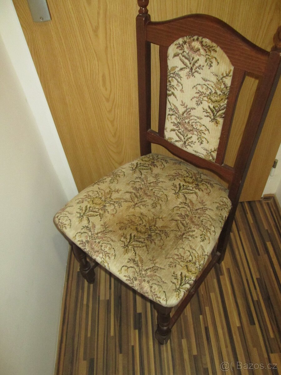 Starožitná řezbovaná židle - 4