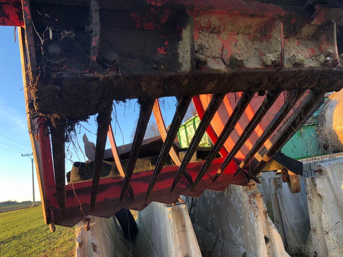 Vykusovač siláže - 4