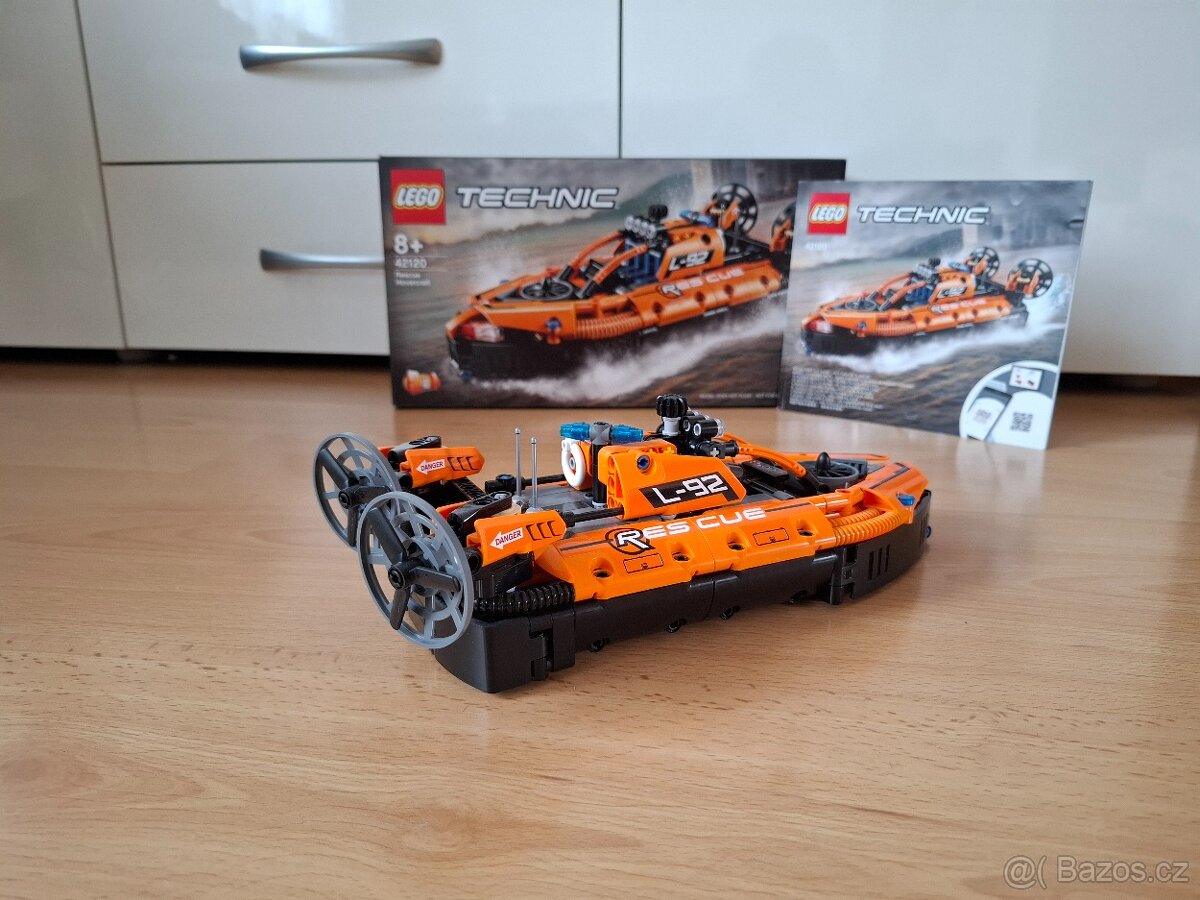 Lego Technic Záchranářské vznášedlo 42120 - 4