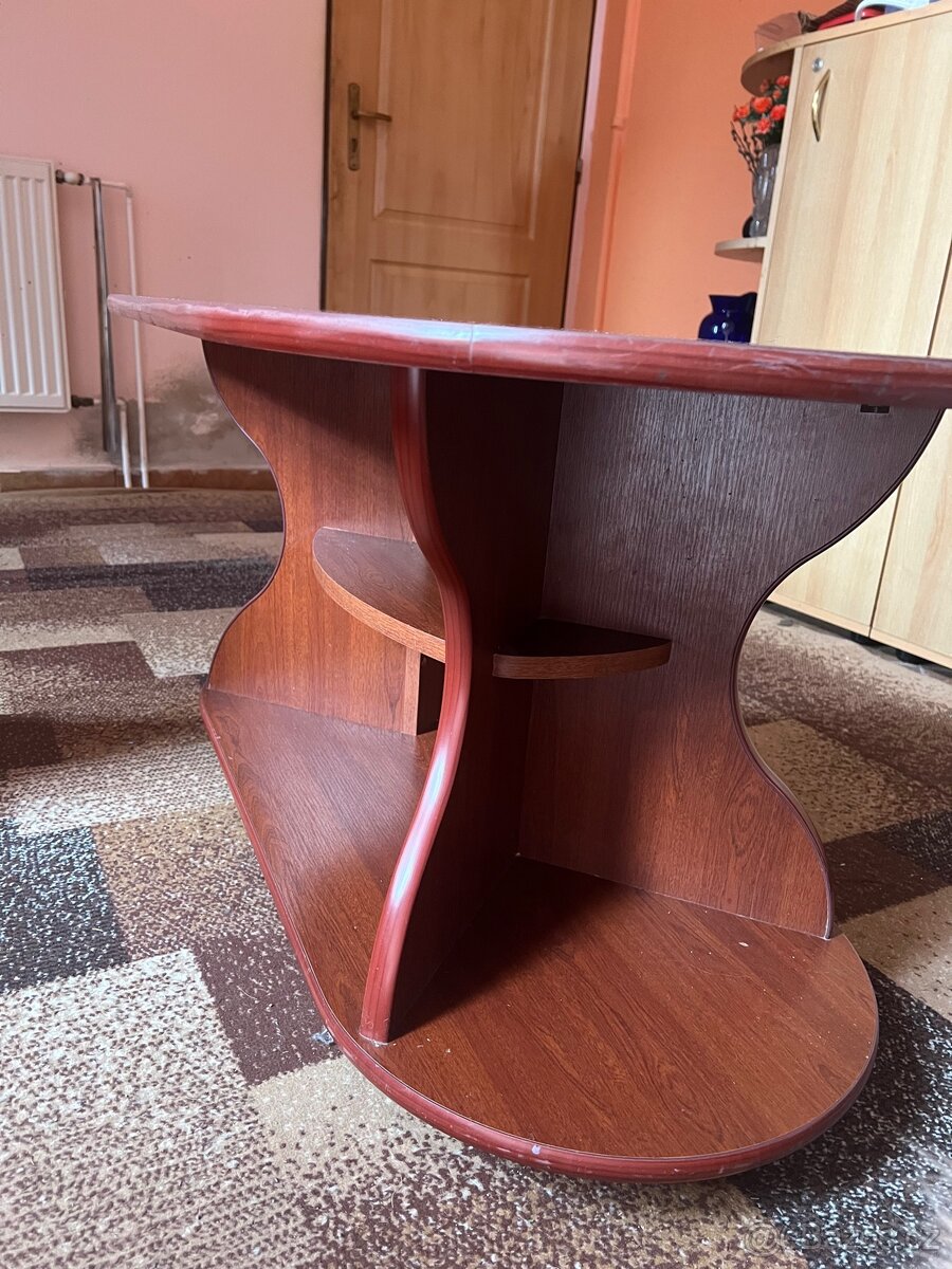 Konferenční stůl na kolečkách - 4