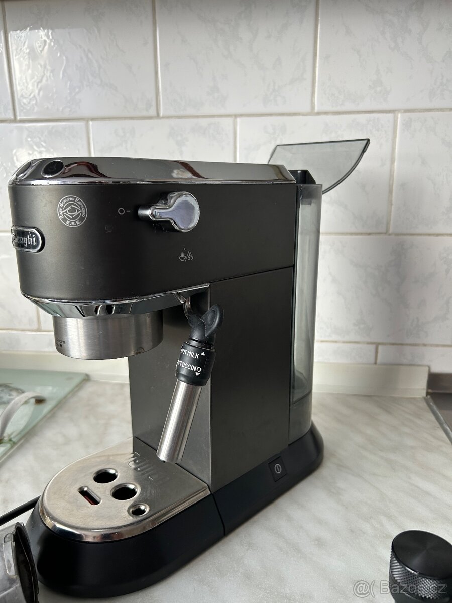 Kávovar DeLonghi - 4