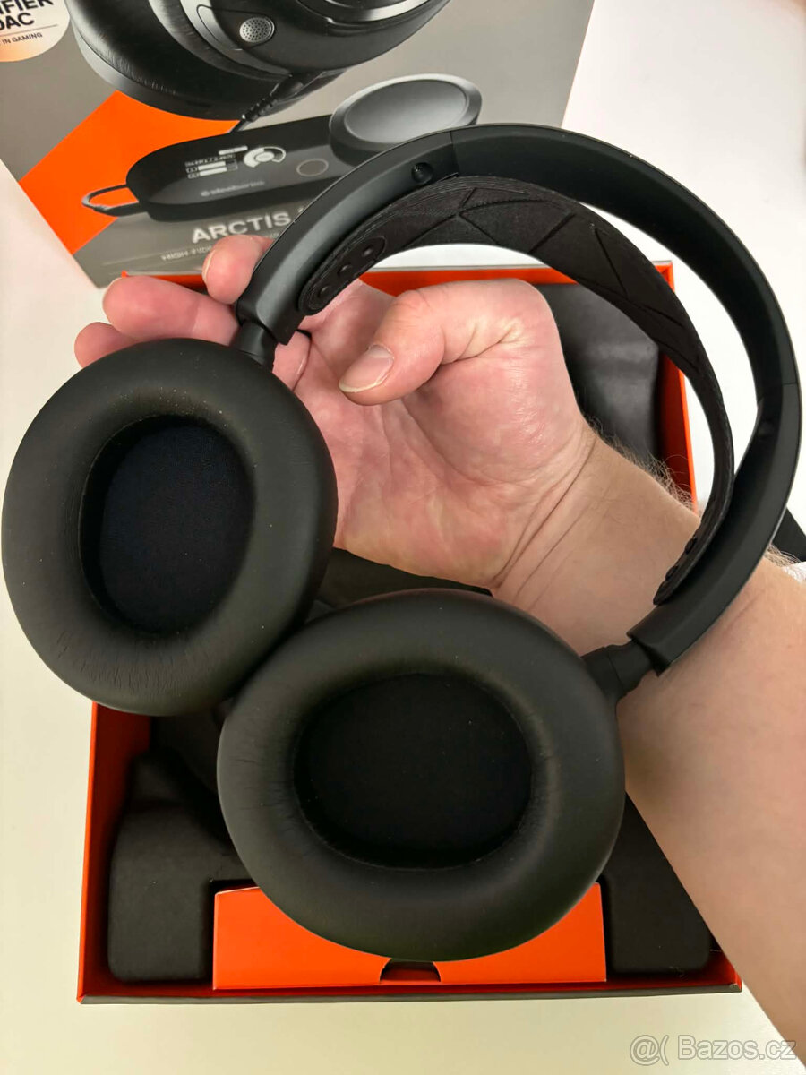 🎧 Herní sluchátka Steelseries Arctis Nova Pro - 4