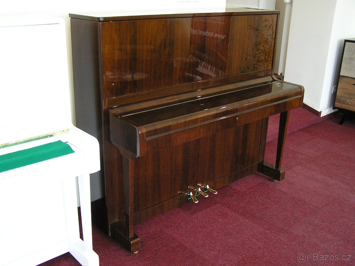 Prodám pianino Petrof mod.125 - 4