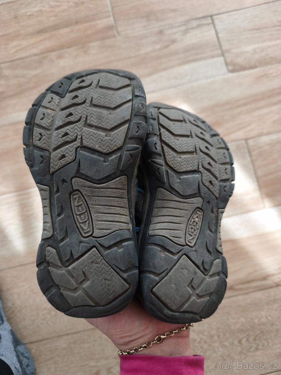 Keen sandále 32/33 - 4