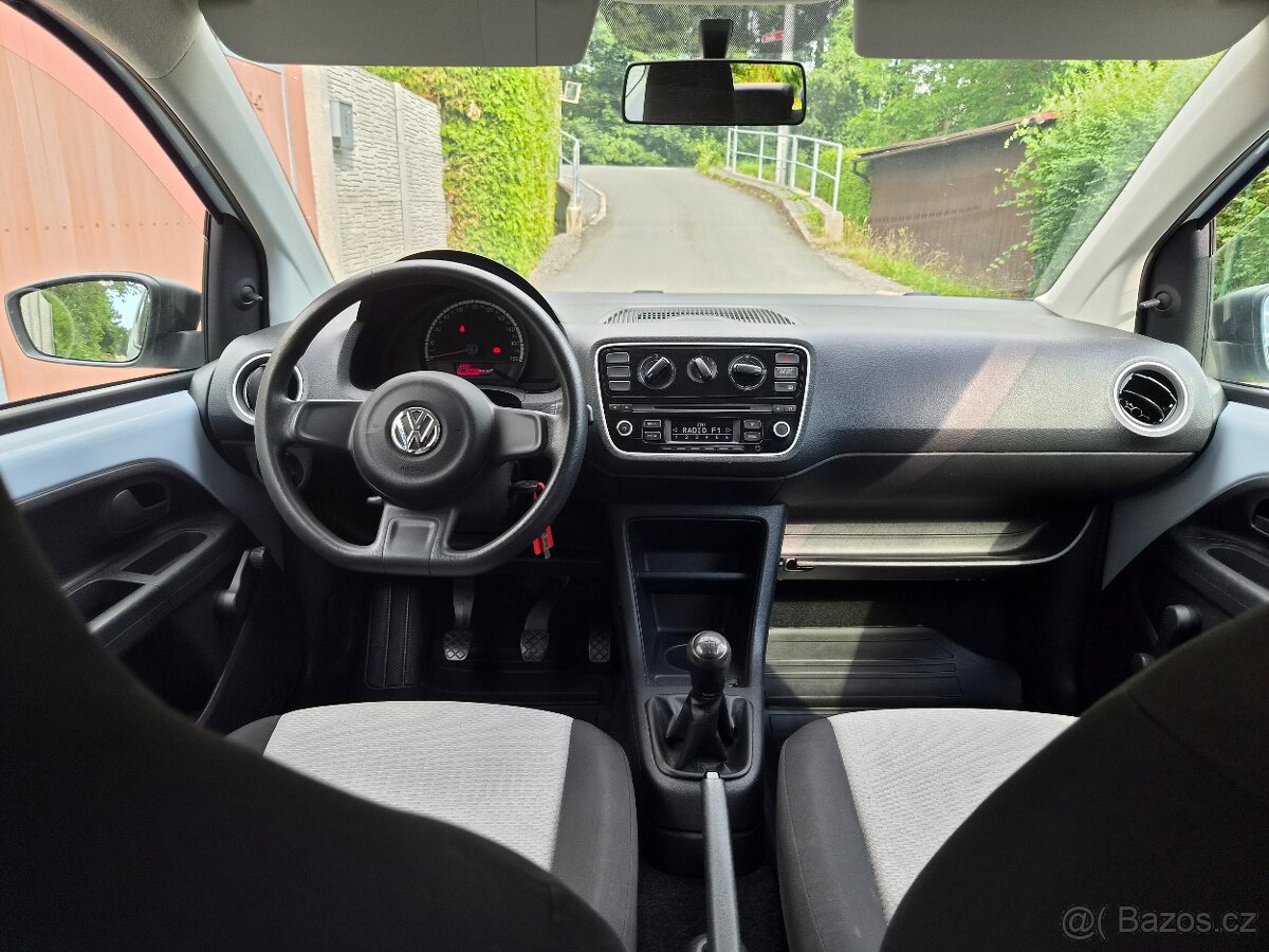 Volkswagen Up 1.0Mpi 2013 - 4