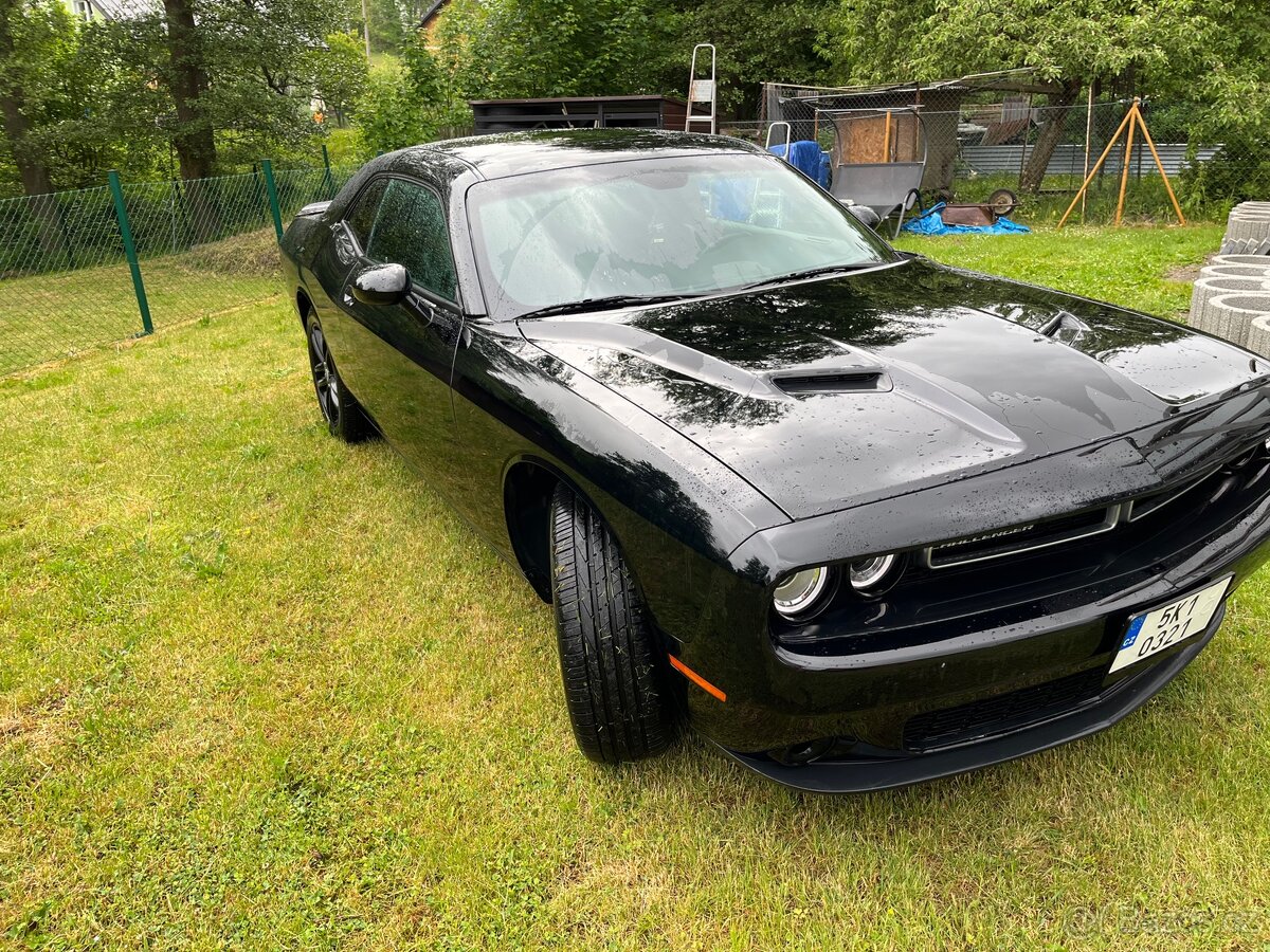 DODGE CHALLENGER 4x4 v6 225kw