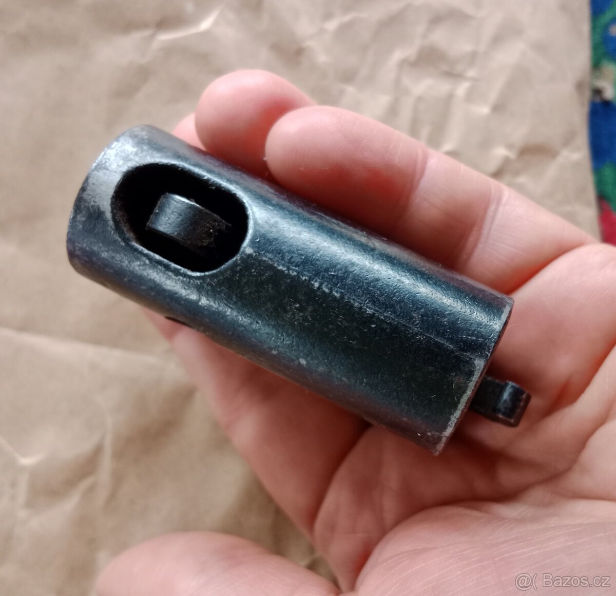 Sovětská vzduchovka IŽ spoušťový mechanismus,kohoutek - 4